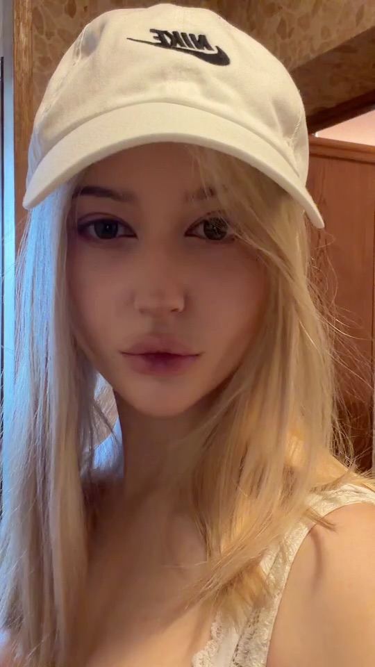 Blondie from Ukraine — a real person you could meet on Kismia.live